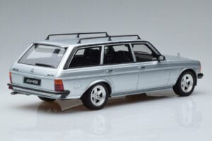 Mercedes 280 TE AMG S123 Ezüst Otto 1:18 OT246 Gyanta – 2. kép a 6-ből