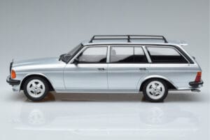Mercedes 280 TE AMG S123 Ezüst Otto 1:18 OT246 Gyanta – 3. kép a 6-ből