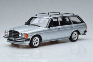 Mercedes 280 TE AMG S123 Ezüst Otto 1:18 OT246 Gyanta