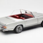 Mercedes 280 SL W113 Pagoda Ezüst Schuco 1:18 450035000 - image 3 of 8