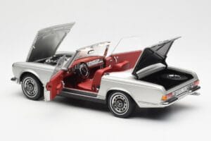 Mercedes 280 SL W113 Pagoda Ezüst Schuco 1:18 450035000 Fém – 5. kép a 8-ből