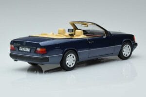 Mercedes 300 CE-24 A124 Kabrió Nautical Kék Limitált Kiadás Norev 1:18 183879 Fém – 3. kép a 7-ből