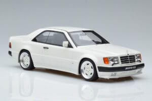 Mercedes 300 CE C124 AMG The Hammer Arctic Fehér Otto 1:18 B66040639 Gyanta – 4. kép a 6-ből