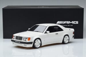 Mercedes 300 CE C124 AMG The Hammer Arctic Fehér Otto 1:18 B66040639 Gyanta – 6. kép a 6-ből