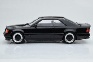 Mercedes 300 CE C124 AMG The Hammer Fekete Otto 1:18 OT209 Gyanta – 3. kép a 6-ből