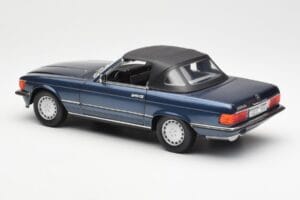 Mercedes 300 SL R107 Tengerész Kék Norev 1:18 183466 Fém – 7. kép a 8-ből