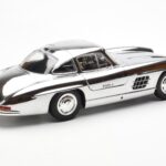 Mercedes 300 SL W198 Króm Minichamps 1:18 B66040645 - image 3 of 8