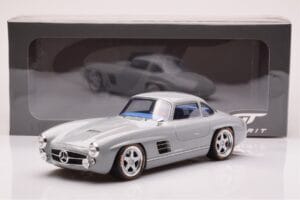 Mercedes 300 SL W198 Gullwing By S-Klub Szürke GT Spirit 1:18 GT418 Gyanta – 6. kép a 6-ből