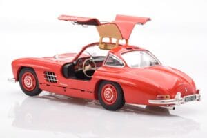Mercedes 300 SL W198 Gullwing Piros Minichamps 1:18 110037211 Fém – 5. kép a 8-ből