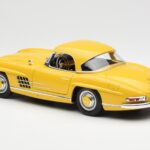 Mercedes 300 SL W198 Roadster Sárga Norev 1:18 B66040669 - image 7 of 8