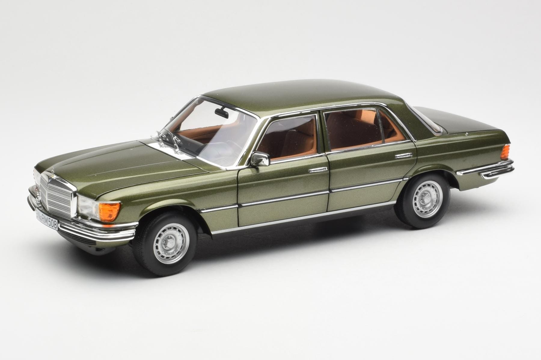 Mercedes 450SEL 6.9 W116 Zöld Metál Norev 1:18 183455 Fém
