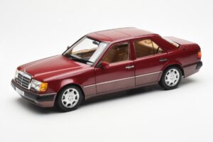 Mercedes 500E W124 Piros Metallic Kereskedői Kiadás Norev 1:18 B66040699