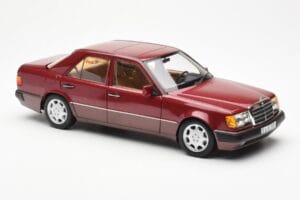 Mercedes 500E W124 Piros Metallic Kereskedői Kiadás Norev 1:18 B66040699 Fém – 6. kép a 8-ből