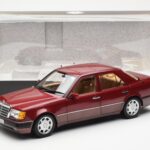 Mercedes 500E W124 Piros Metallic Kereskedői Kiadás Norev 1:18 B66040699 - image 8 of 8