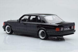 Mercedes 560 SEL AMG W126 Obsidian Fekete Otto 1:18 OT297 Gyanta – 5. kép a 6-ből