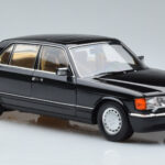Mercedes 560 SEL W126 Fekete Norev 1:18 - image 5 of 7