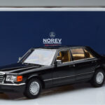 Mercedes 560 SEL W126 Fekete Norev 1:18 - image 7 of 7