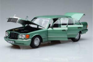 Mercedes 560 SEL W126 Világoszöld Norev 1:18 183469 Fém – 2. kép a 7-ből