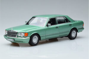 Mercedes 560 SEL W126 Világoszöld Norev 1:18