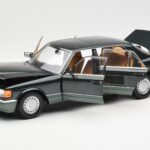 Mercedes 560 SEL W126 Night Zöld Metál Dealer Edition Norev 1:18 B66040626 - image 2 of 8