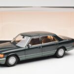 Mercedes 560 SEL W126 Night Zöld Metál Dealer Edition Norev 1:18 B66040626 - image 8 of 8