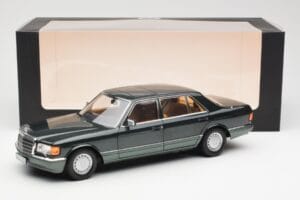 Mercedes 560 SEL W126 Night Zöld Metál Dealer Edition Norev 1:18 B66040626 Fém – 8. kép a 8-ből