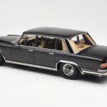 Mercedes 600 SWB W100 Fekete KK-Scale 1:18 180601 - image 5 of 6
