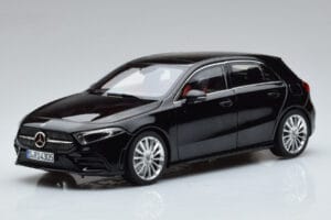 Mercedes A-Class W177 AMG Line Norev 1:18 183861 Fém