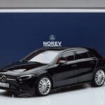 Mercedes A-Class W177 AMG Line Norev 1:18 183861 Fém - image 7 of 7