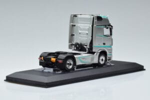 Mercedes Actros MP4 Racing Edition IXO 1:43 TR091 Fém – 2. kép a 6-ből