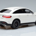 Mercedes AMG GLE 63S C292 Coupe Fehér GT Spirit 1:18 - image 2 of 6
