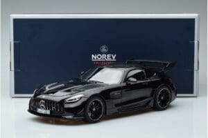 Mercedes AMG GT C190 Black Series Fekete Norev 1:18 183900 Fém – 7. kép a 7-ből