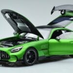 Mercedes AMG GT C190 Black Series Zöld Hell Magno Limitált Kiadás Norev 1:18 183903 Fém - image 2 of 7