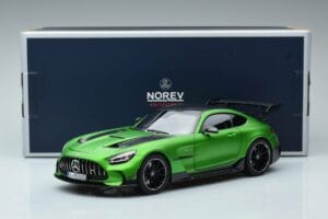 Mercedes AMG GT C190 Black Series Zöld Hell Magno Limitált Kiadás Norev 1:18 183903 Fém – 7. kép a 7-ből