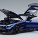 Mercedes AMG GT R C190 Brilliáns Kék AUTOart 1:18 76334 Fém - image 2 of 7
