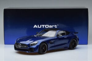 Mercedes AMG GT R C190 Brilliáns Kék AUTOart 1:18 76334 Fém – 7. kép a 7-ből