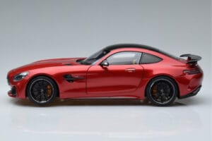 Mercedes AMG GT R C190 Kardinálvörös AUTOart 1:18 76331 Fém – 4. kép a 7-ből