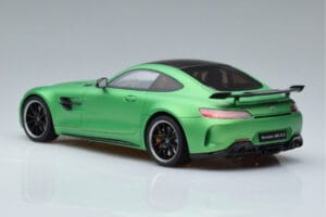 Mercedes AMG GT R Zöld GT Spirit 1:18 GT179 Gyanta – 5. kép a 6-ből