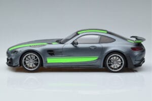 Mercedes AMG GT R Pro Selenite Szürke GT Spirit 1:18 GT265 Gyanta – 3. kép a 6-ből