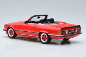 Mercedes AMG SL500 R107 Piros Otto 1:18 OT962 Gyanta – 5. kép a 6-ből