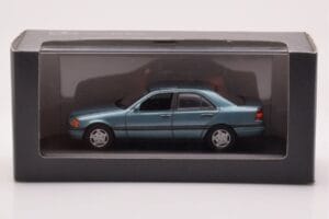 Mercedes C-Class W202 C220 Petrol Metál Minichamps 1:43 B66005705 Fém – 3. kép a 3-ből