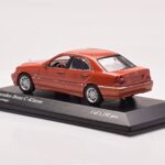 Mercedes C-Class W202 C240 Narancssárga Metál Minichamps 1:43 - image 3 of 4