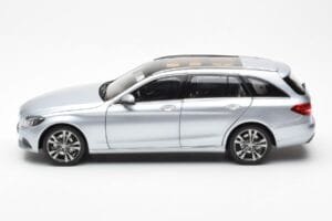 Mercedes C-Class W205 T-Model Ezüst Asia Exclusive Norev 1:18 183865 Fém – 4. kép a 8-ből
