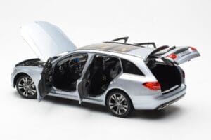 Mercedes C-Class W205 T-Model Ezüst Asia Exclusive Norev 1:18 183865 Fém – 5. kép a 8-ből