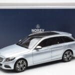 Mercedes C-Class W205 T-Model Ezüst Asia Exclusive Norev 1:18 - image 8 of 8