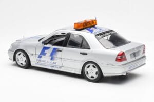 Mercedes C-Class W202 AMG Medical Car F1 1997 UT Models 1:18 26106 Fém – 5. kép a 6-ből