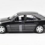 Mercedes C-Class W202 C36 AMG Fekete Metál UT Models 1:18 - image 3 of 6