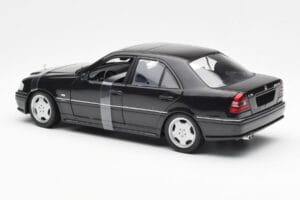 Mercedes C-Class W202 C36 AMG Fekete Metál UT Models 1:18 26102 Fém – 5. kép a 6-ből