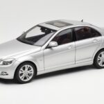 Mercedes C-Class W204 Avantgarde Ezüst AUTOart 1:18 B66962368