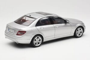Mercedes C-Class W204 Avantgarde Ezüst AUTOart 1:18 B66962368 Fém – 3. kép a 8-ből
